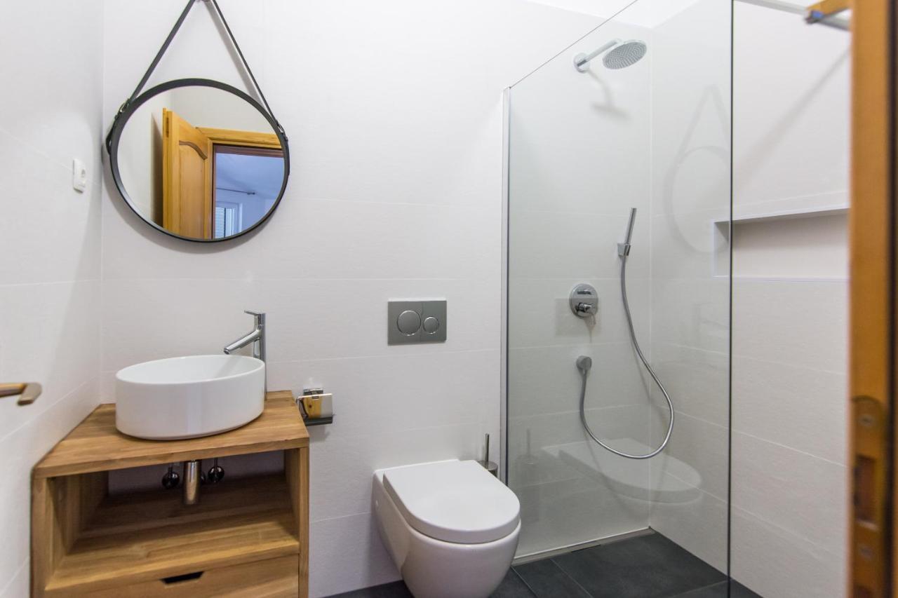 Apartments Basilea Biograd Na Moru Eksteriør bilde