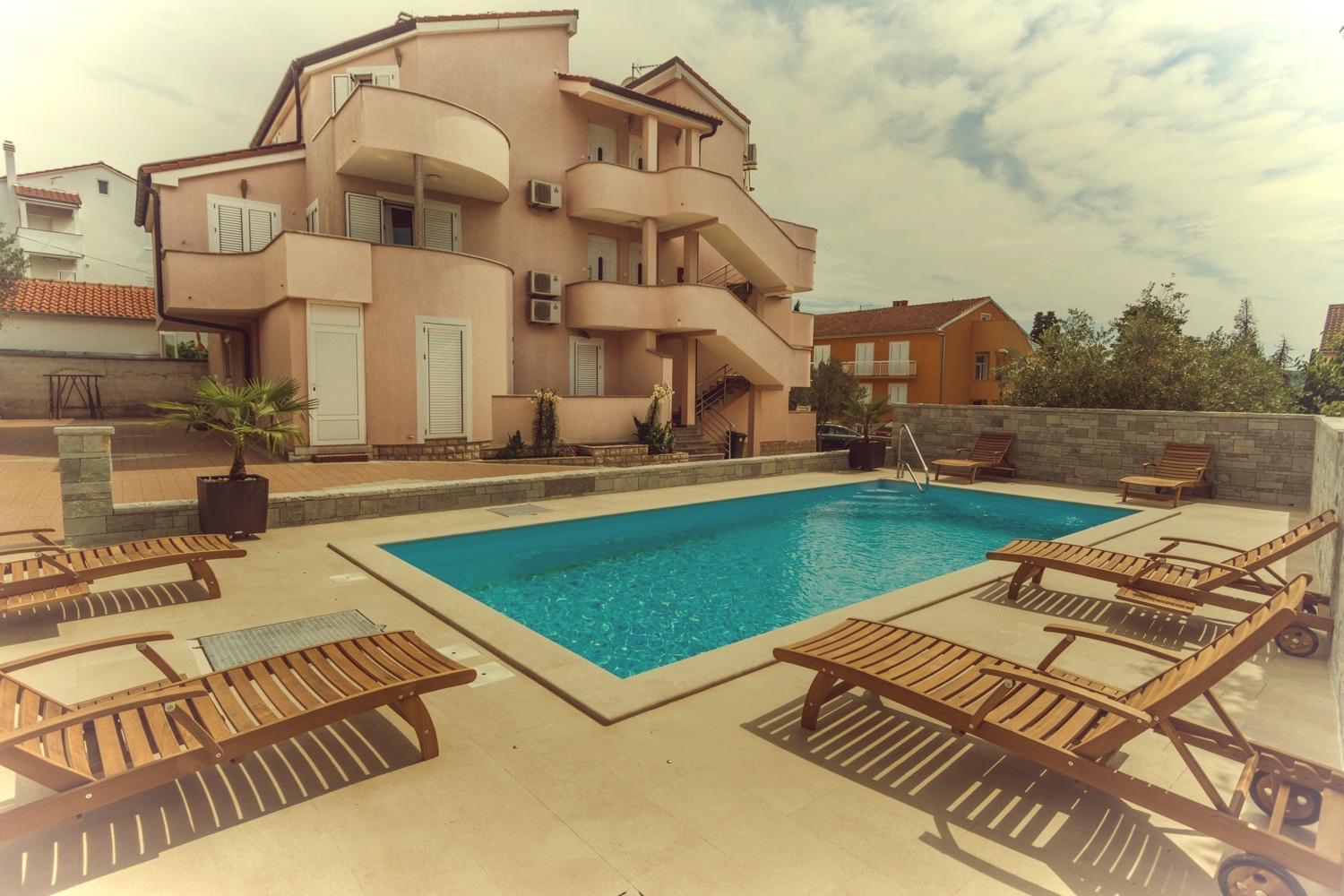 Apartments Basilea Biograd Na Moru Eksteriør bilde